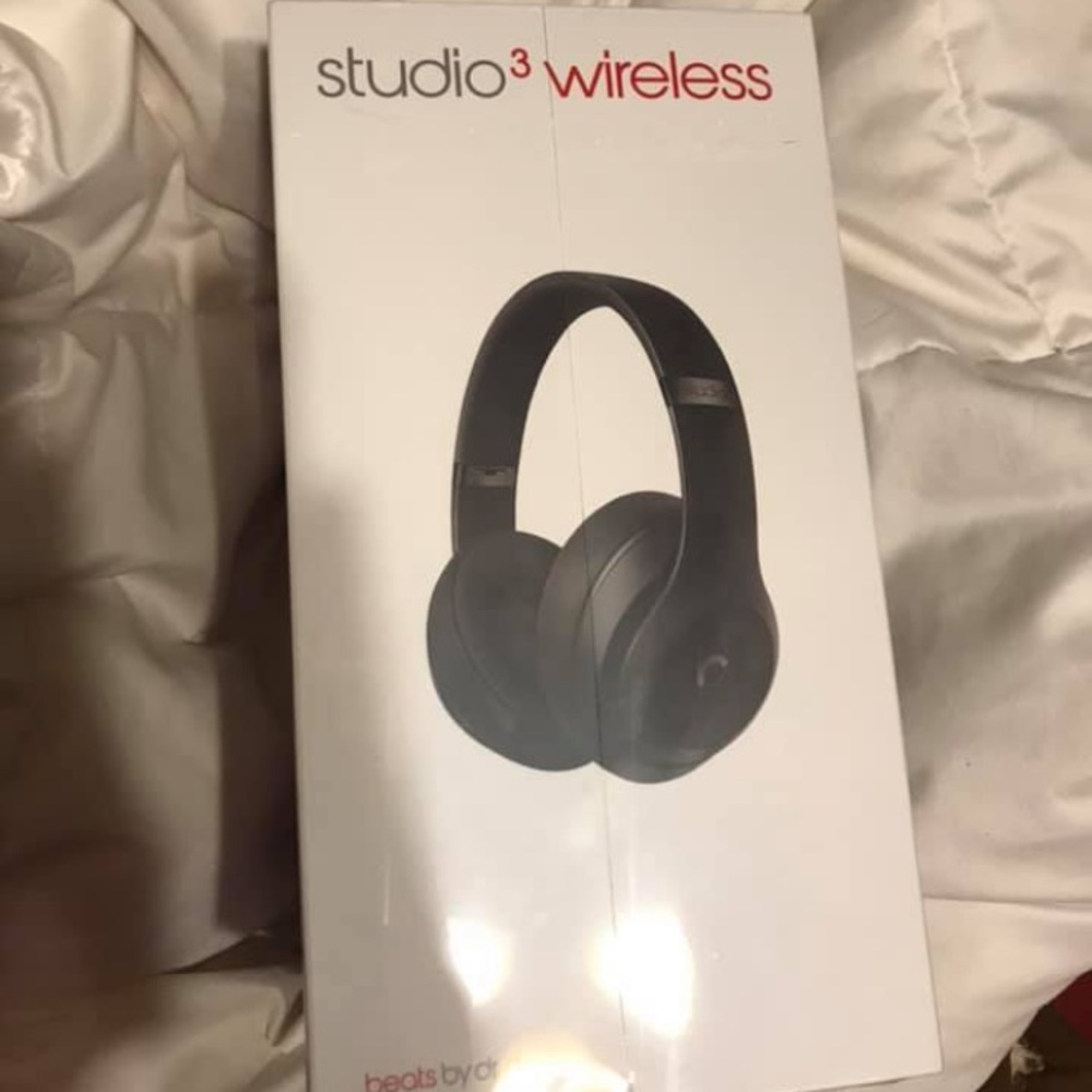 WIRELESS BEATS